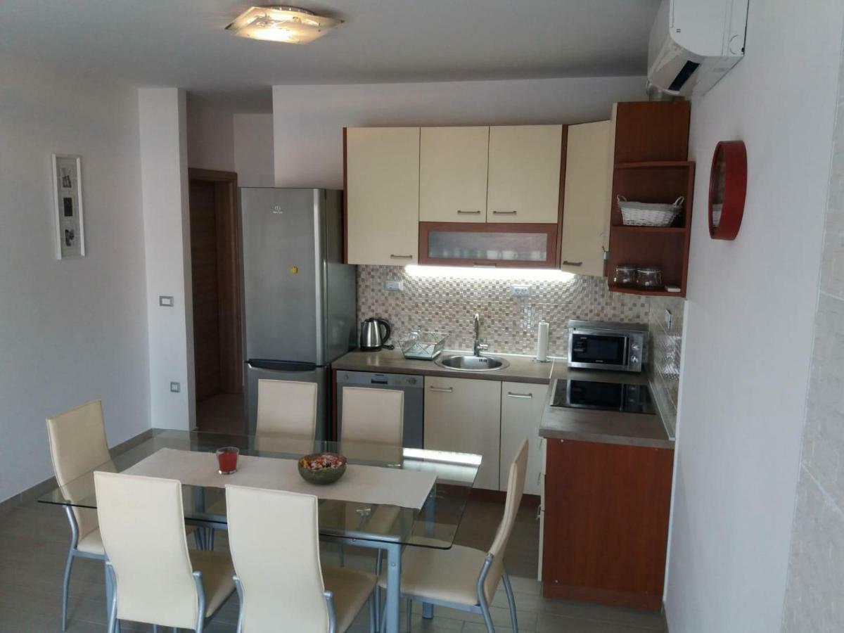 Apartment Marina Trogir Buitenkant foto