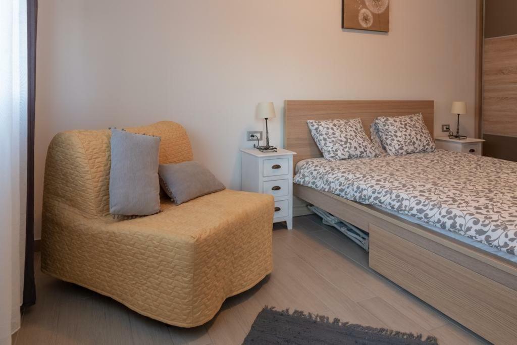 Apartment Marina Trogir Buitenkant foto